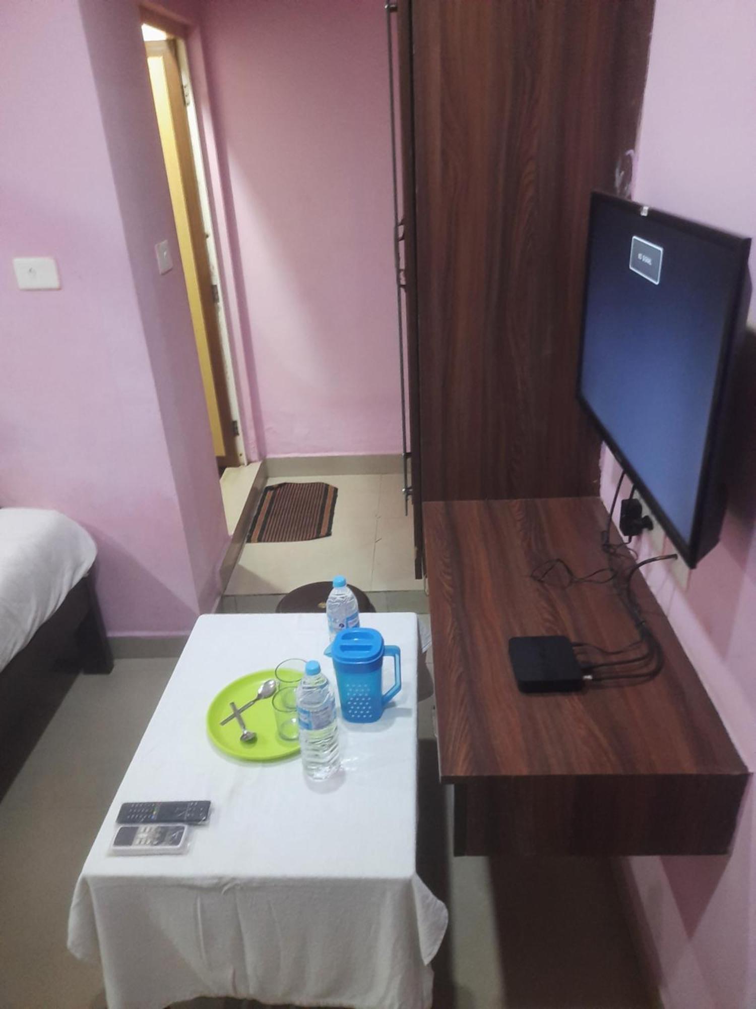Skyway Rooms Pondicherry Exterior foto